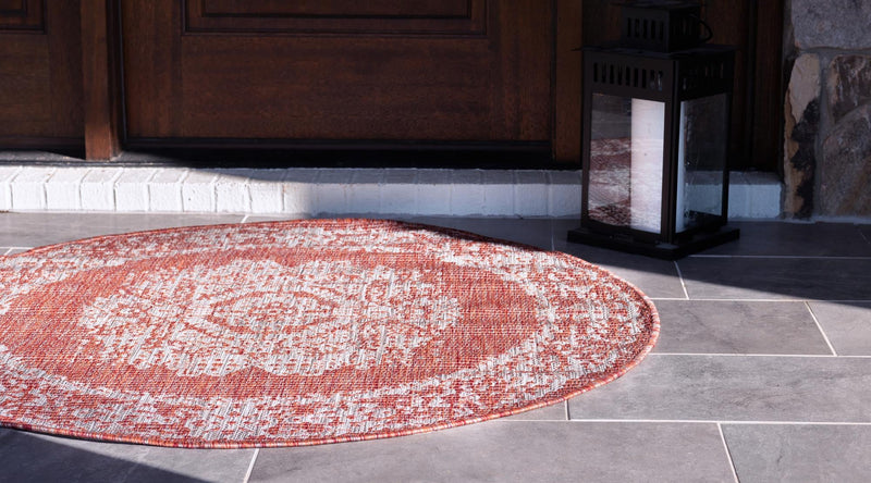 Patio Heritage Collection Area Rug - Savannah (Rust Red) Round Rust Red  lifestyle 20