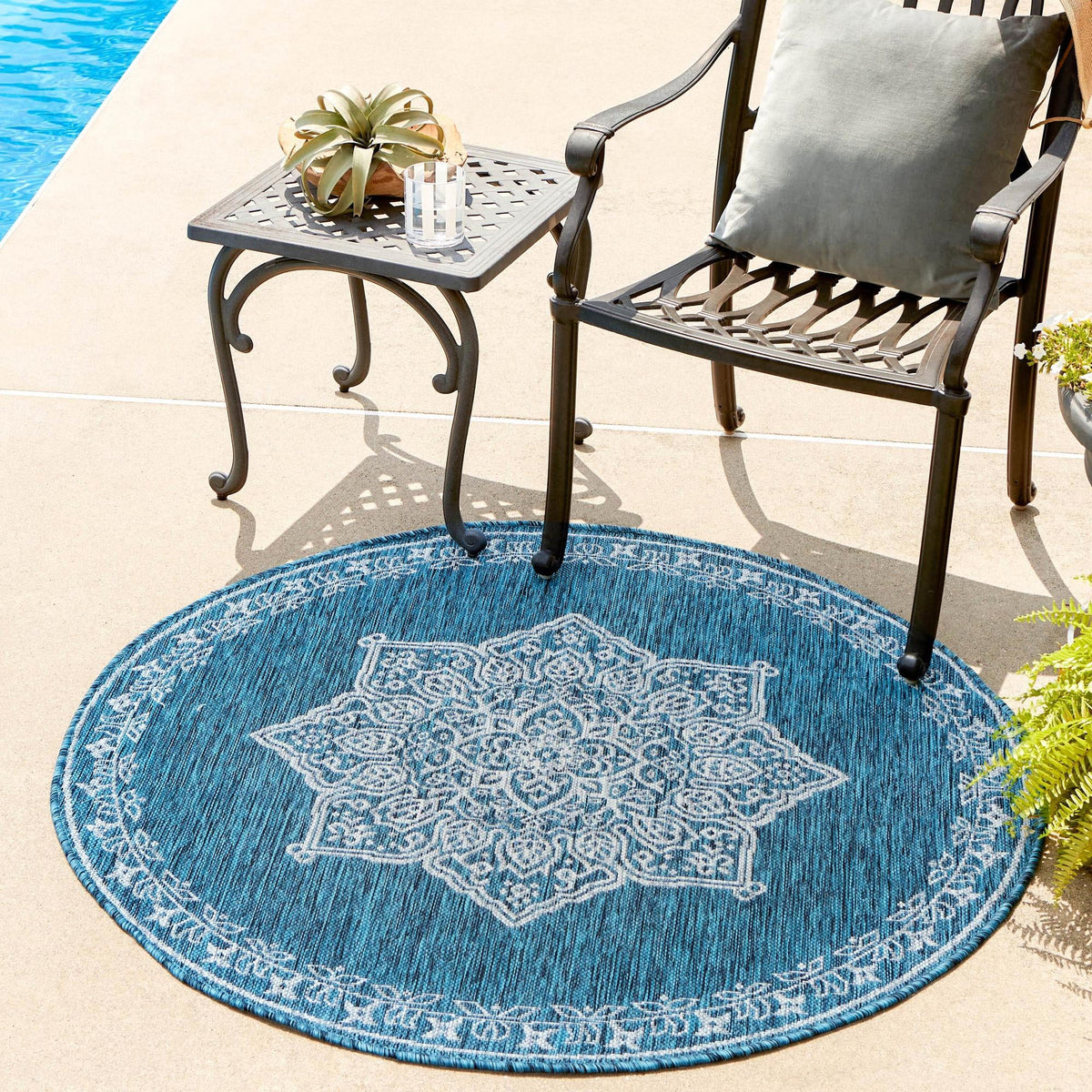 Patio Heritage Collection Area Rug -  Charleston (Teal) Round Teal  lifestyle 36