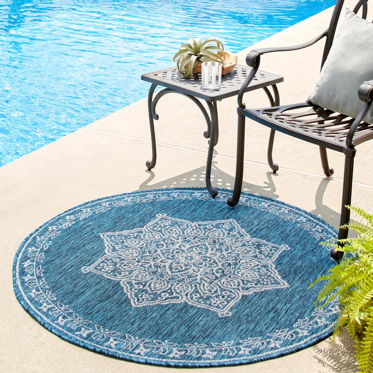 Patio Heritage Collection Area Rug -  Charleston (Teal) Round Teal  lifestyle 38