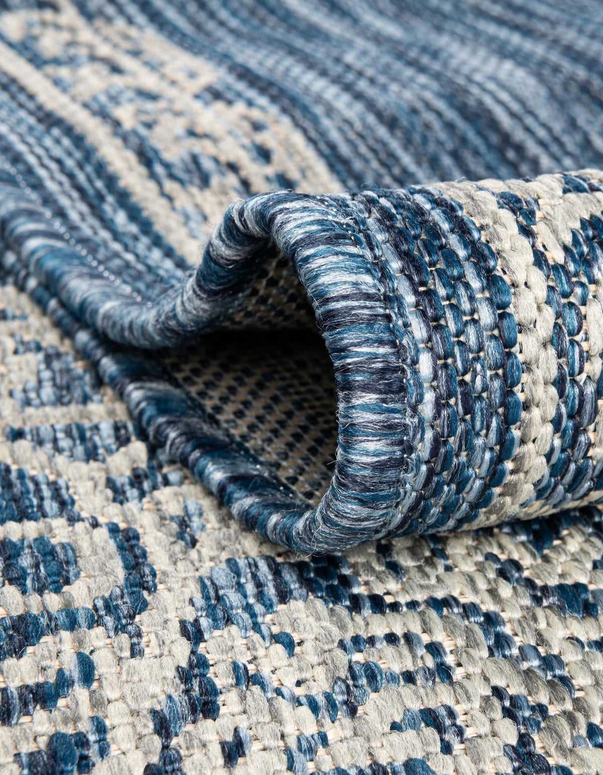 Patio Heritage Collection Area Rug -  Charleston (Blue) Round Blue  lifestyle 36