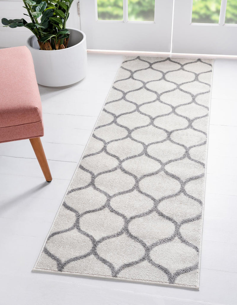 Lattice Garden Collection Area Rug -  Pergolatown (Ivory) Runner Ivory  lifestyle 0