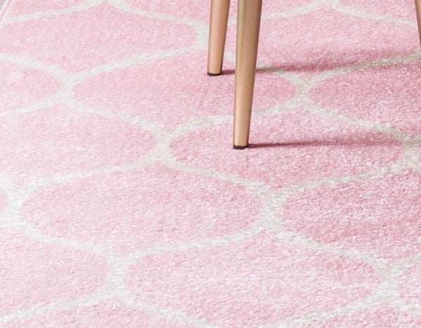 Lattice Garden Collection Area Rug -  Pergolatown (Light Pink) Round Light Pink  lifestyle 5