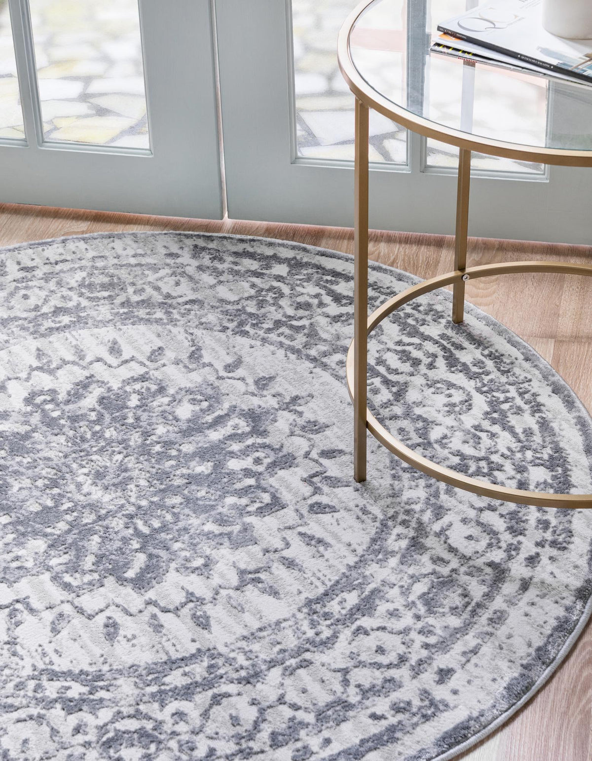 Derbyshire Elegance Collection Area Rug - Buxton Round Gray  lifestyle 50