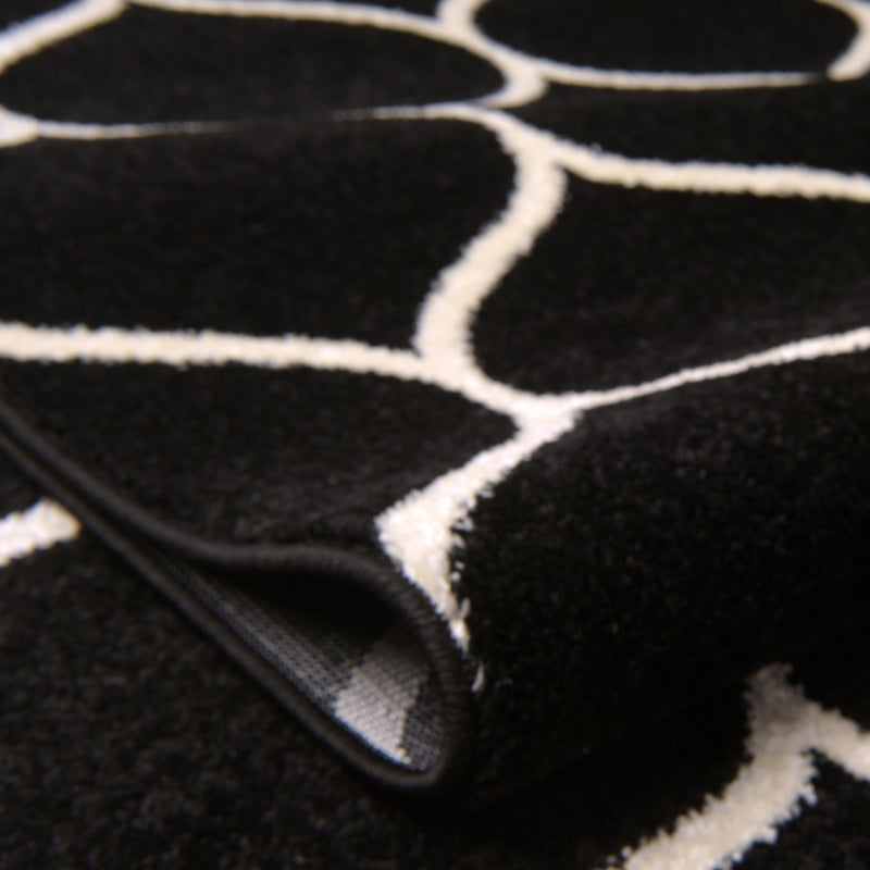Lattice Garden Collection Area Rug -  Pergolatown (Black) Round Black  lifestyle 6