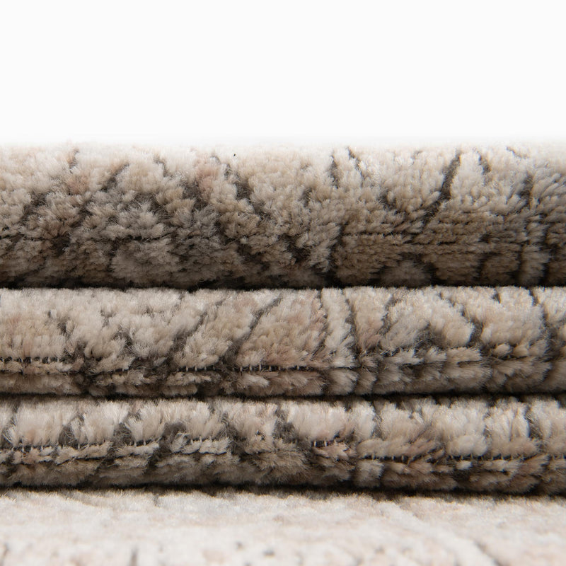 Cascade Range Collection Area Rug -  Rainier Runner Ivory  lifestyle 58