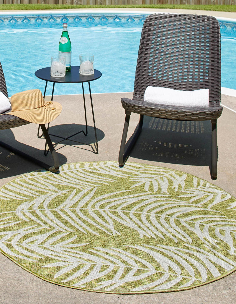 Garden Terrace Escape Collection Area Rug - Verdure (Green) Round Green  lifestyle 3