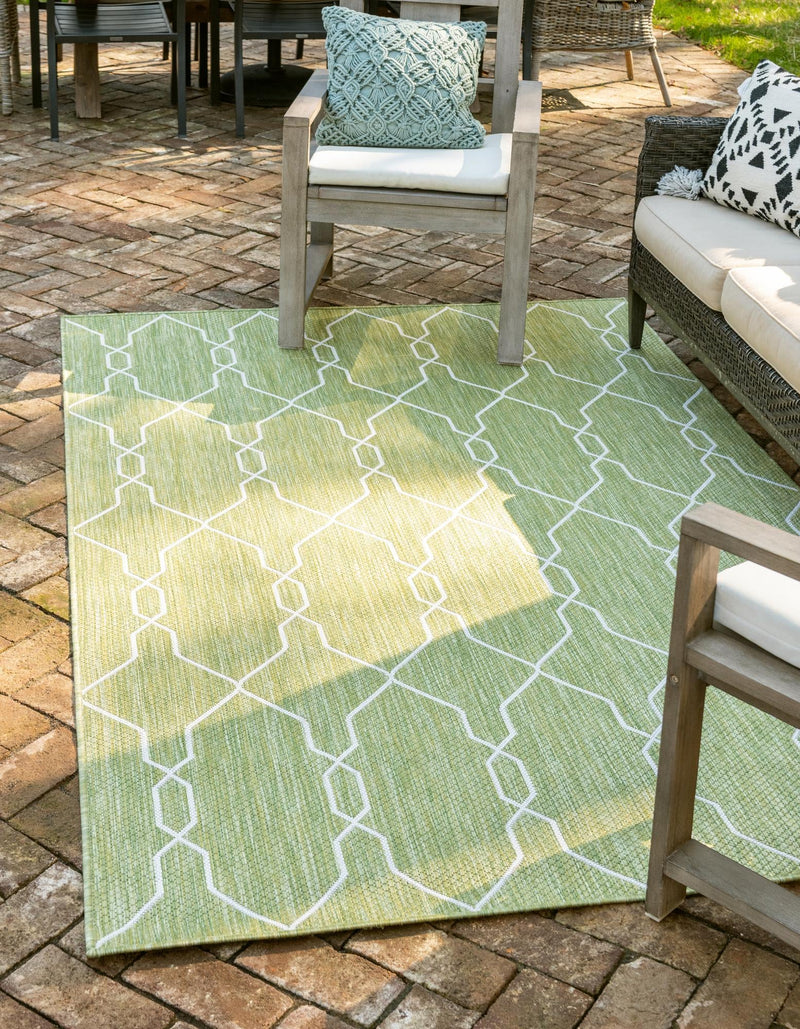 Garden Lattice Oasis Collection Area Rug -  Gazebo Rectangle Green  lifestyle 0