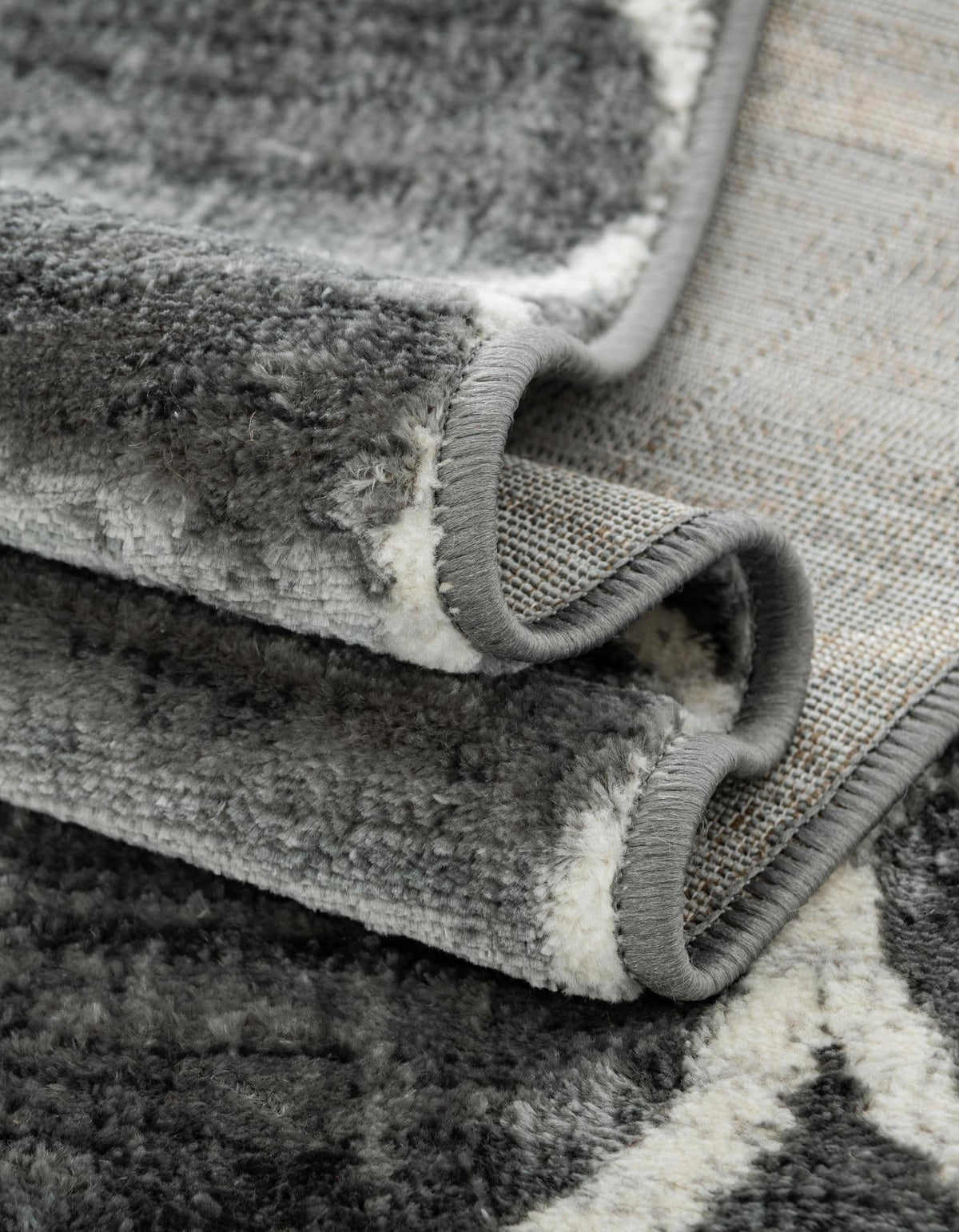 Garden Maze Retreat Collection Area Rug -  Ivyhaven Rectangle Gray  lifestyle 49