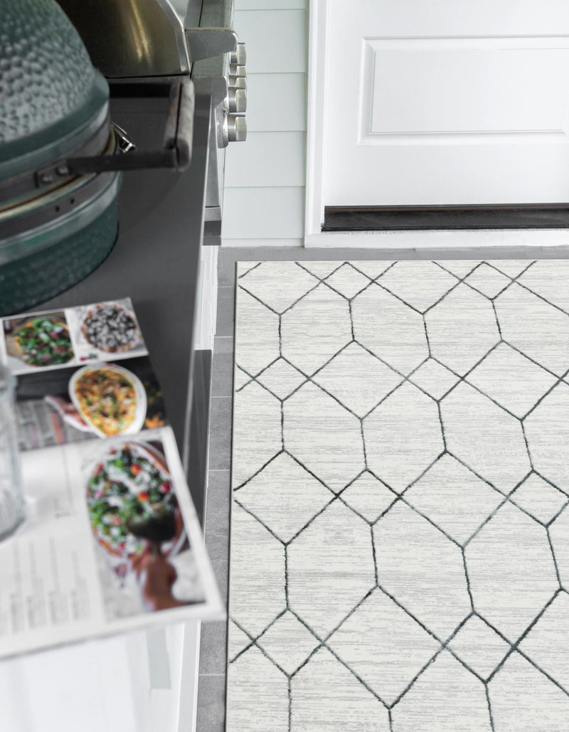 Garden Maze Retreat Collection Area Rug -  Greenbower Rectangle White  lifestyle 17