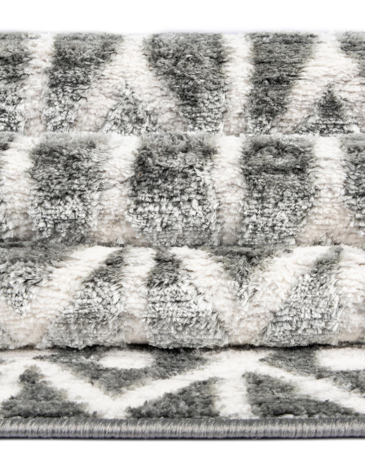 Garden Maze Retreat Collection Area Rug -  Mazeview Round Gray  lifestyle 153