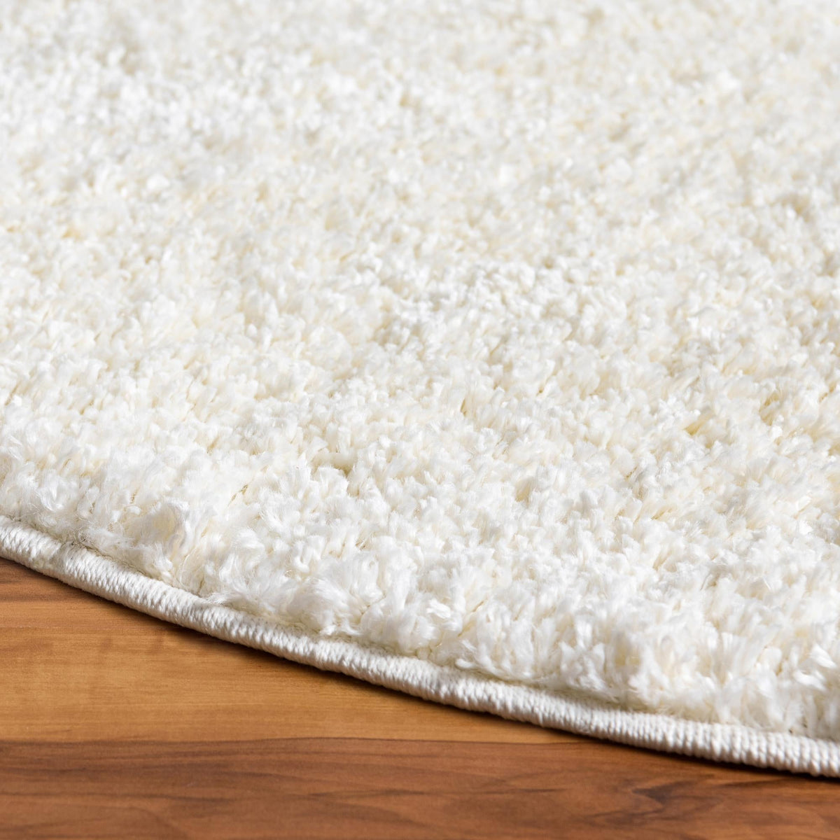 Cozy Comfort Shag Collection Area Rug - Haven (White) Round White  lifestyle 46