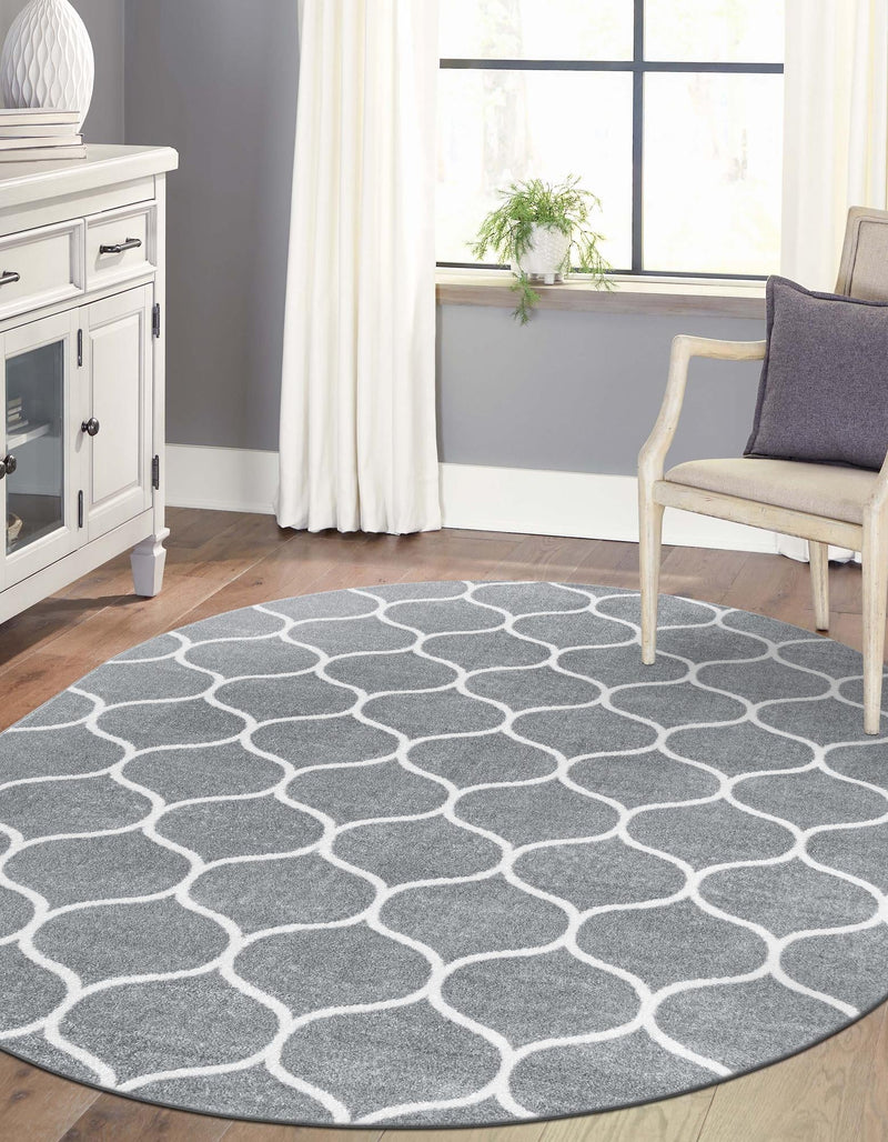 Lattice Garden Collection Area Rug -  Pergolatown (Light Gray) Oval Light Gray  lifestyle 21