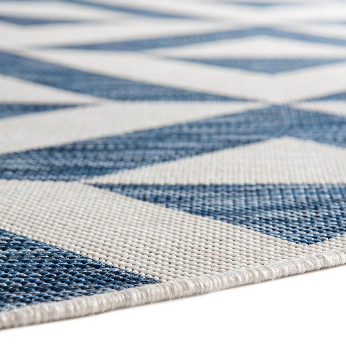 Urban Oasis Rugs Collection Area Rug -  Highrise (Blue) Round Blue  lifestyle 13