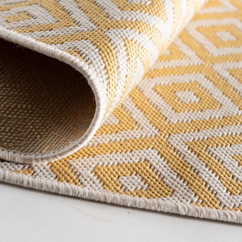 Urban Oasis Rugs Collection Area Rug -  Rooftop (Yellow Ivory) Round Yellow Ivory  lifestyle 5