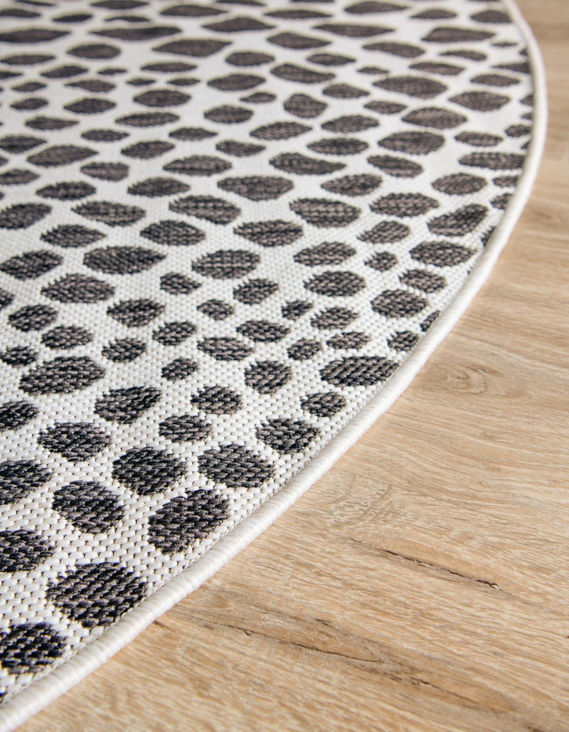 Urban Oasis Rugs Collection Area Rug -  Terrace (Black) Oval Black  lifestyle 18