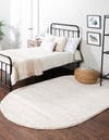 Solid Shag Seaside Collection Area Rug - Azure Cove (Ivory) Oval Ivory  lifestyle 32
