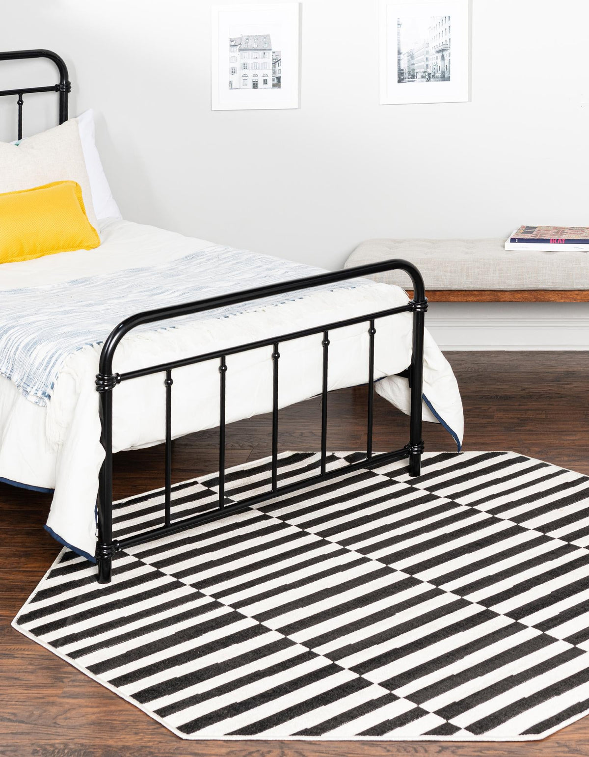 Soho Elegance Collection Area Rug -  Hudson (Black) Octagon Black  lifestyle 94
