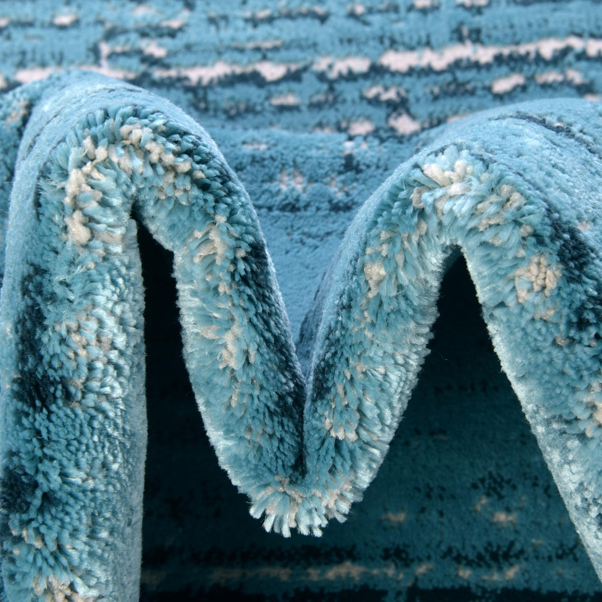 Serenity Sands Collection Area Rug -  Tranquilbay Oval Blue  lifestyle 80
