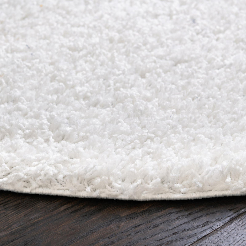 Cozy Comfort Shag Collection Area Rug - Hearthside (Snow White) Oval Snow White  lifestyle 40