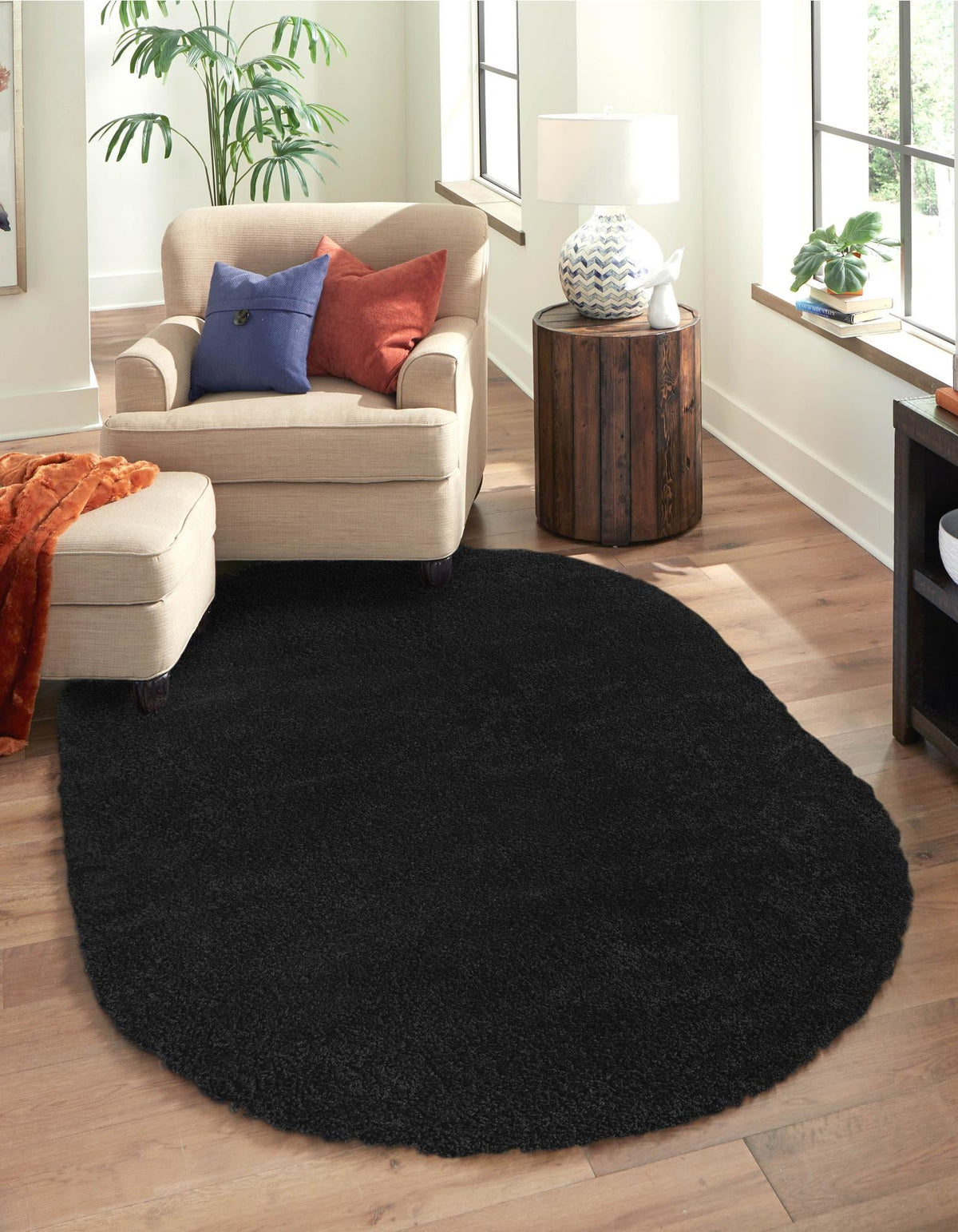Cozy Comfort Shag Collection Area Rug - Hearthside (Black) Oval Black  lifestyle 29