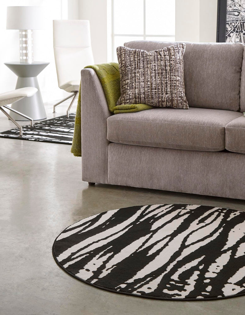 Verona Elegance Collection Area Rug -  Lazise Round Black and White  lifestyle 46