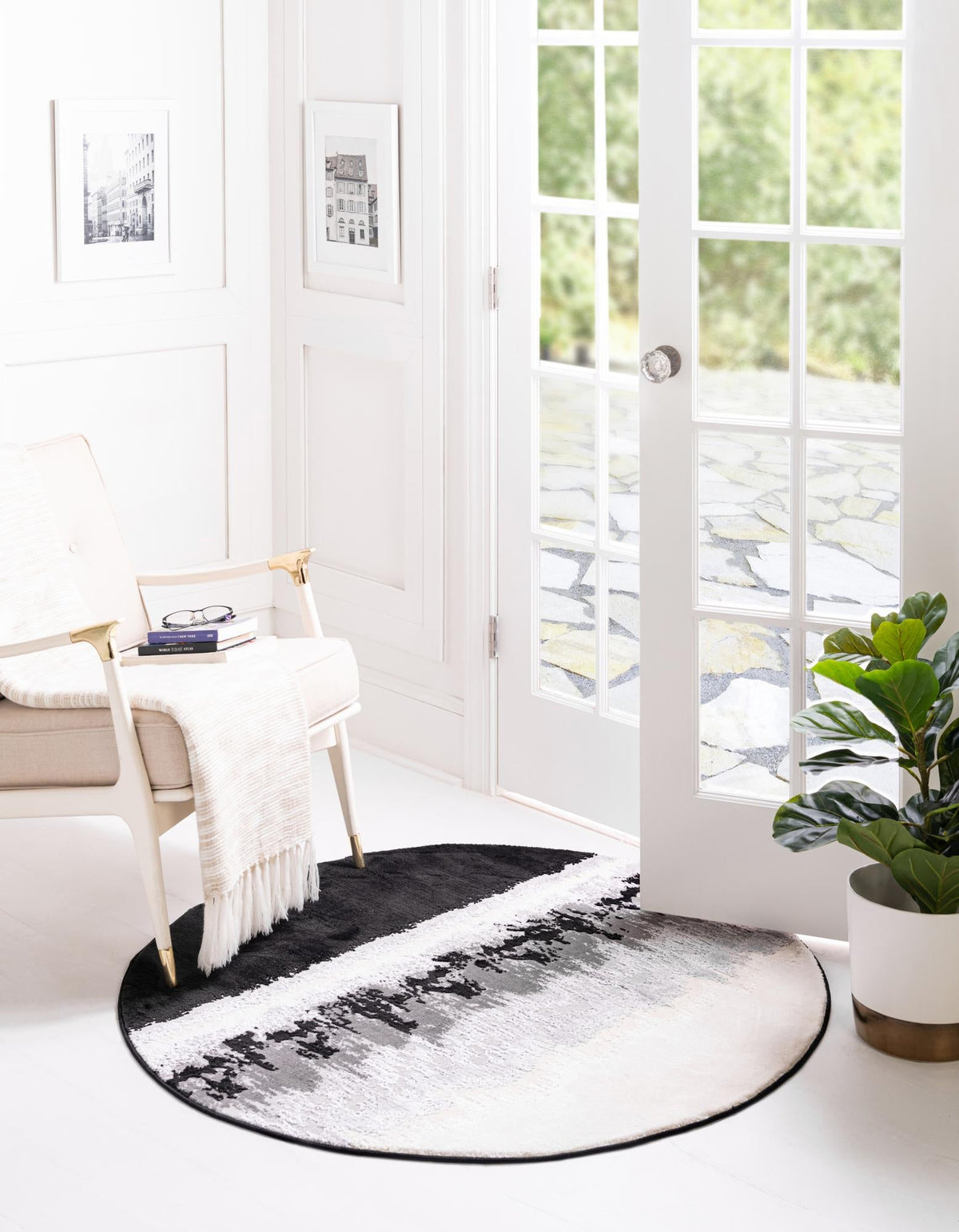 Verona Elegance Collection Area Rug -  Malcesine Round Black  lifestyle 21