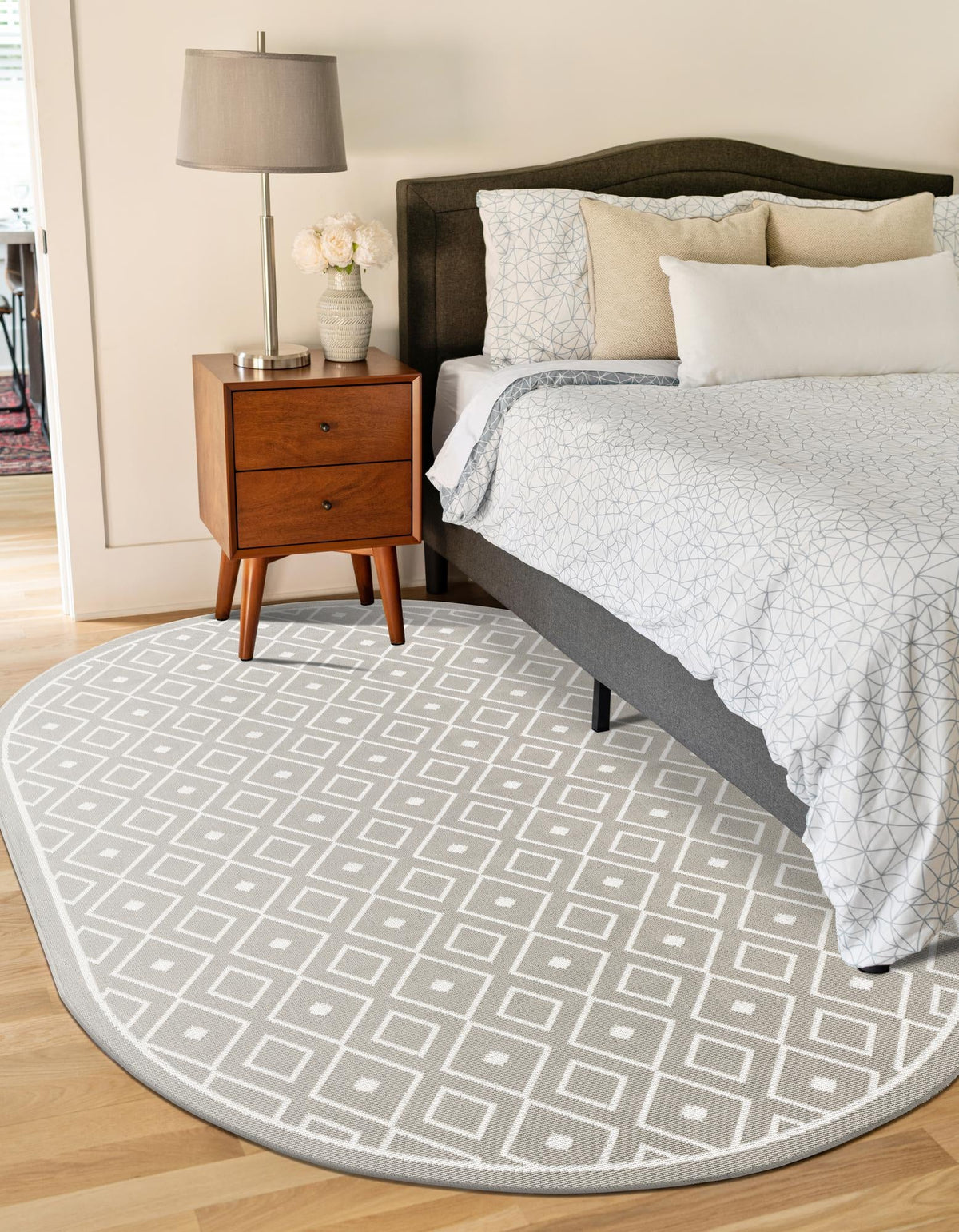 Seaside Lattice Collection Area Rug - Brighton Oval Gray  lifestyle 174