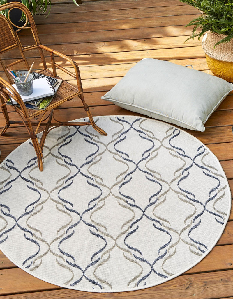 Seaside Lattice Collection Area Rug -  Hastings Round Ivory  lifestyle 50