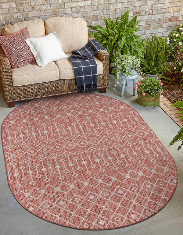 Garden Lattice Oasis Collection Area Rug -  Pergola (Rust Red) Oval Rust Red  lifestyle 48