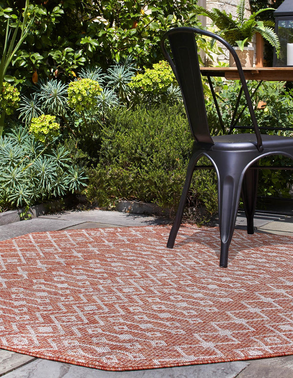 Garden Lattice Oasis Collection Area Rug -  Pergola (Rust Red) Octagon Rust Red  lifestyle 2