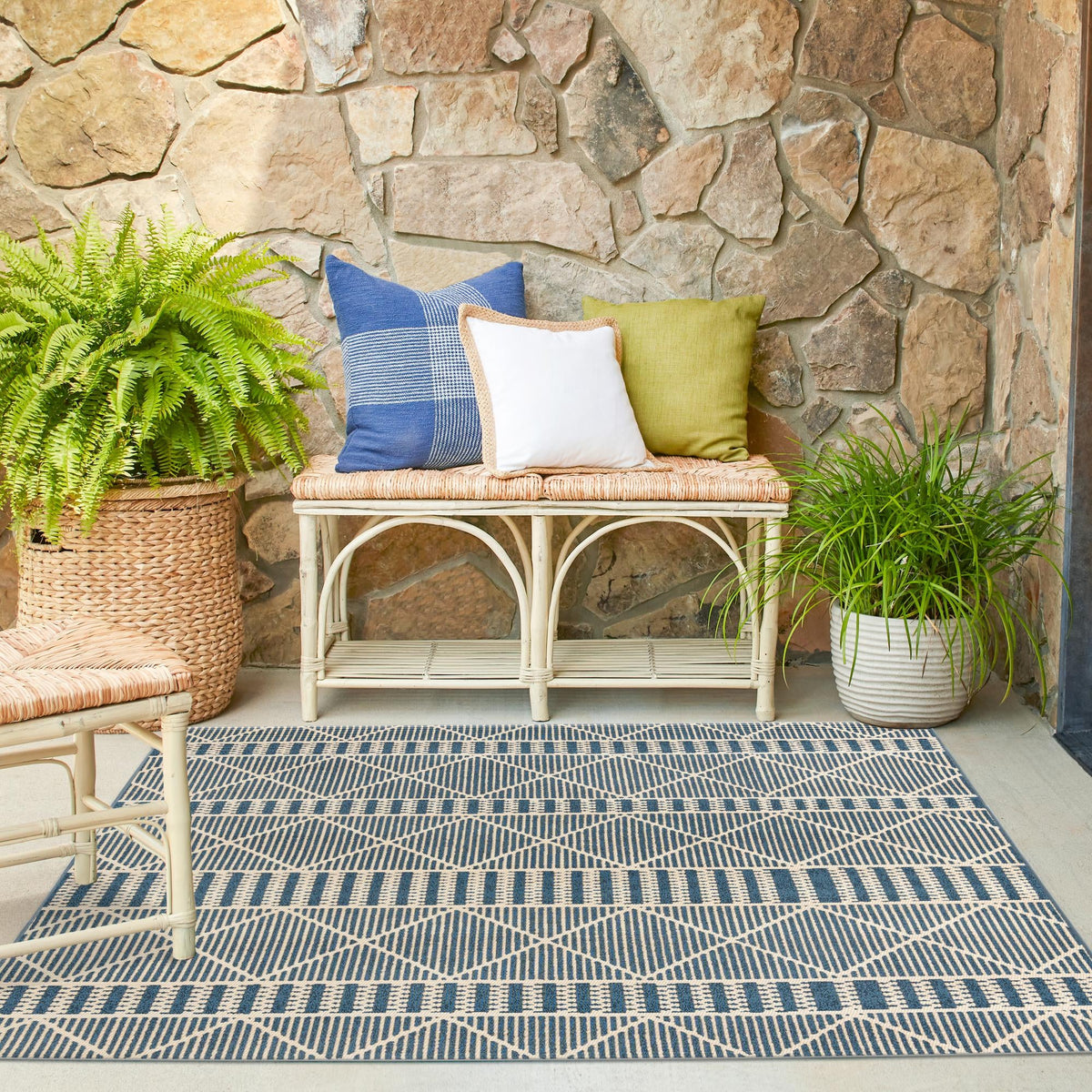 Seaside Lattice Collection Area Rug -  Glade Square Blue  lifestyle 199