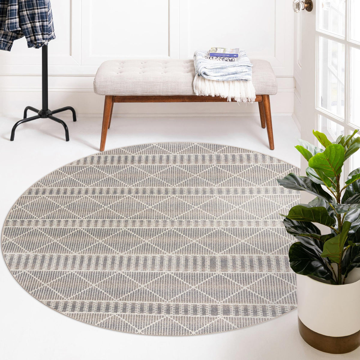 Seaside Lattice Collection Area Rug -  Glade Round Gray  lifestyle 192