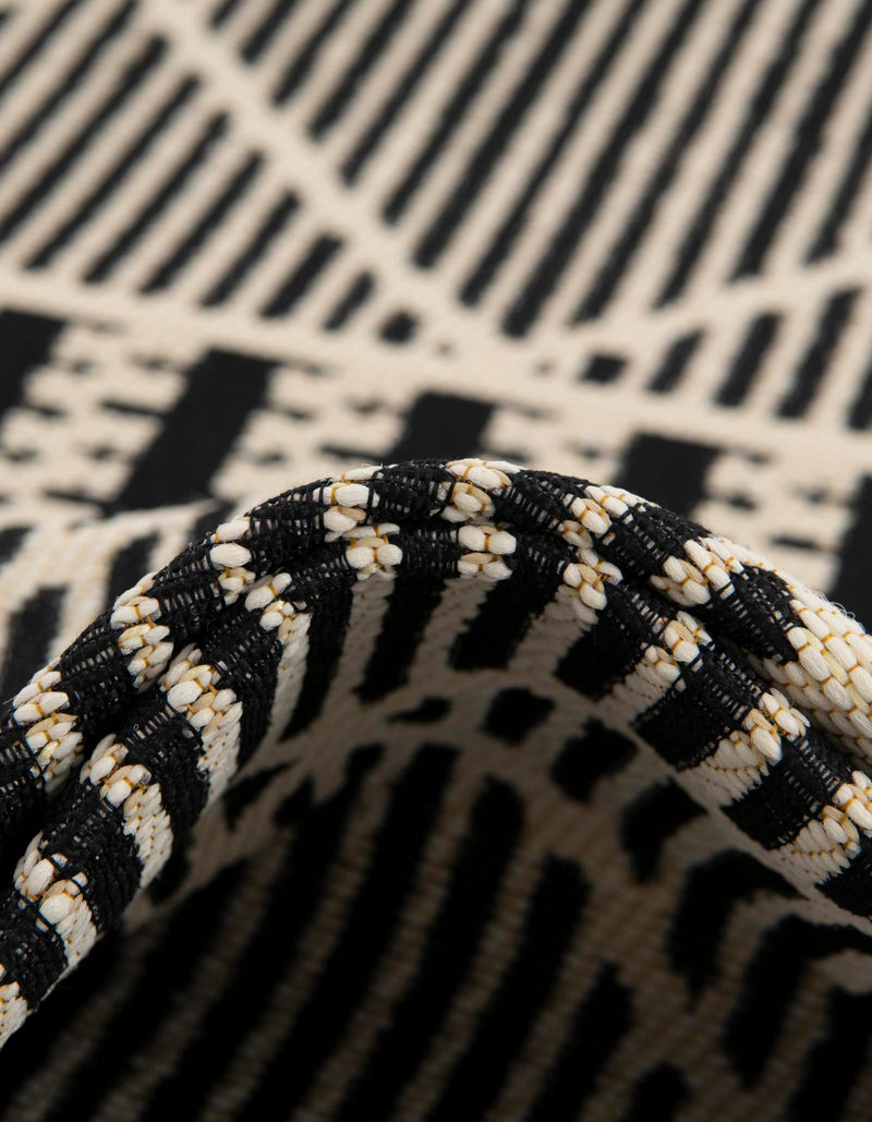 Seaside Lattice Collection Area Rug -  Glade Rectangle Black  lifestyle 56