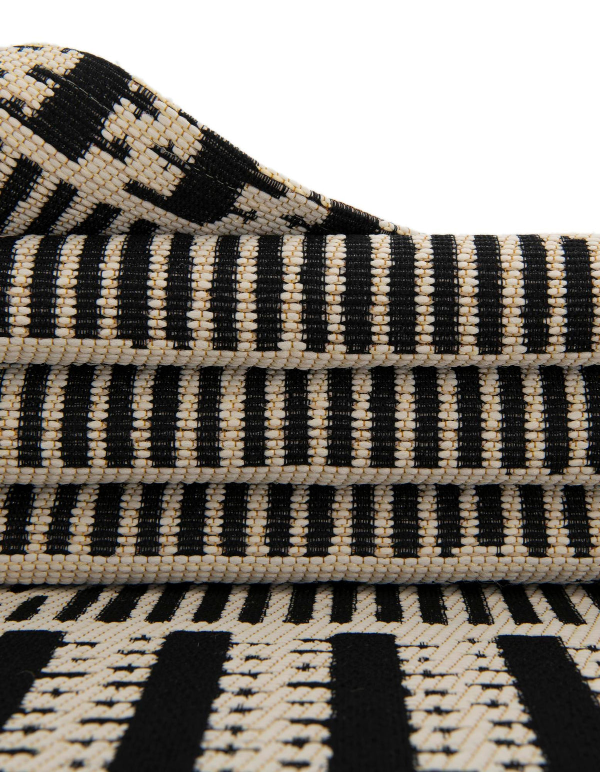 Seaside Lattice Collection Area Rug -  Glade Rectangle Black  lifestyle 75