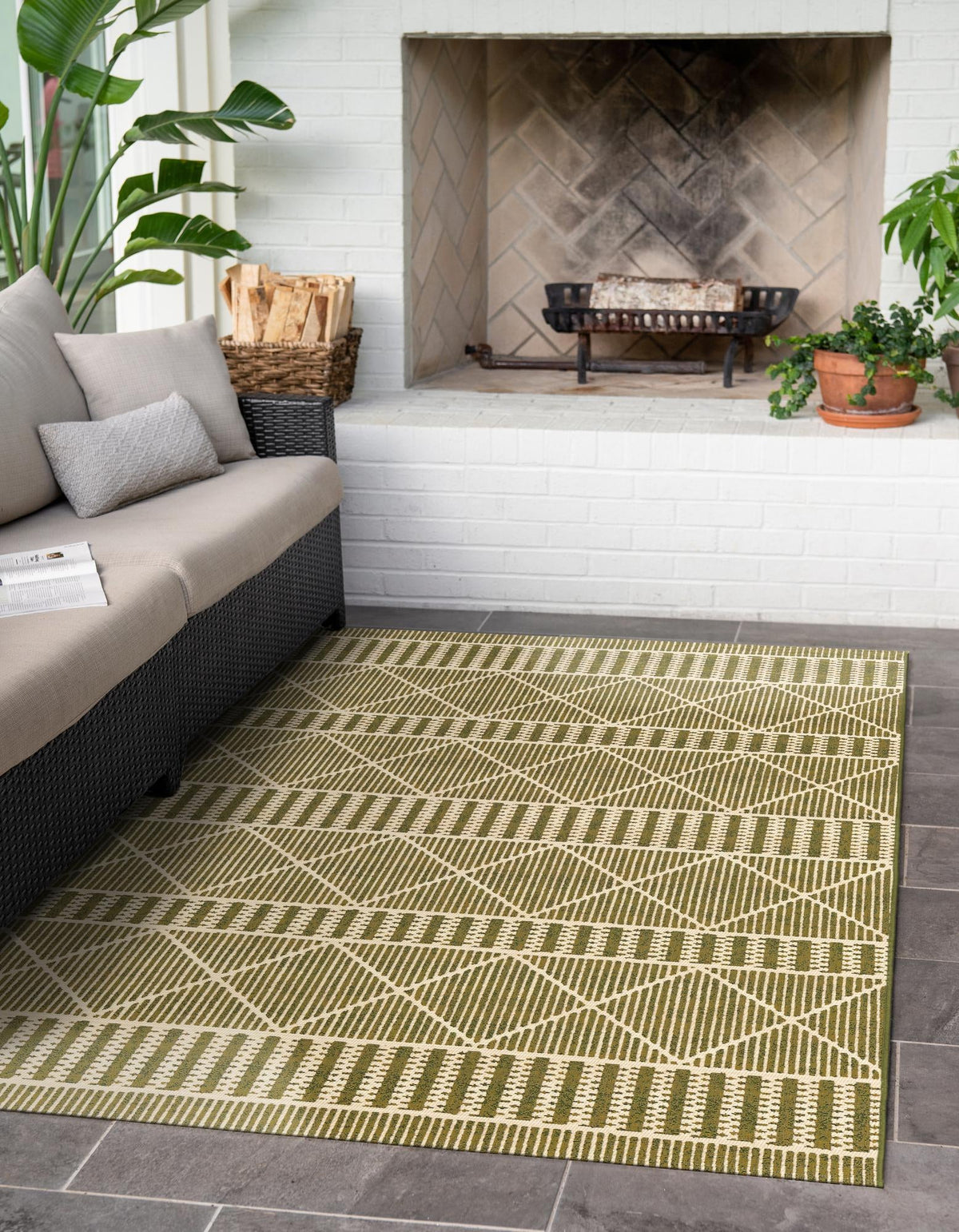 Seaside Lattice Collection Area Rug -  Glade Rectangle Green  lifestyle 5