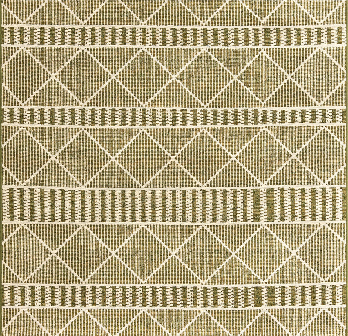 Savannah Pergola Collection Area Rug -  Glade Square Green  lifestyle 133