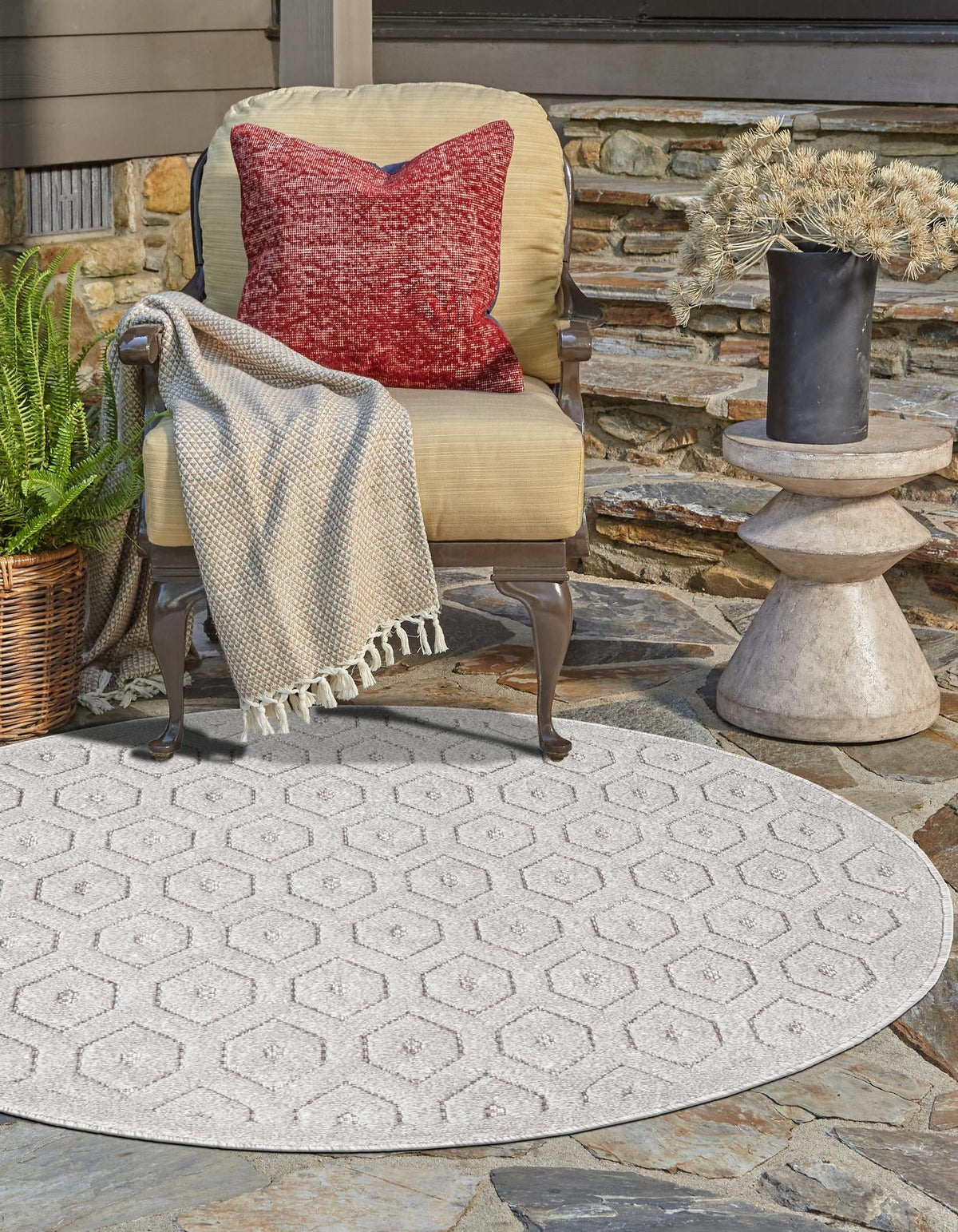 Garden Lattice Charm Collection Area Rug - Arbor (Gray) Round Gray  lifestyle 75