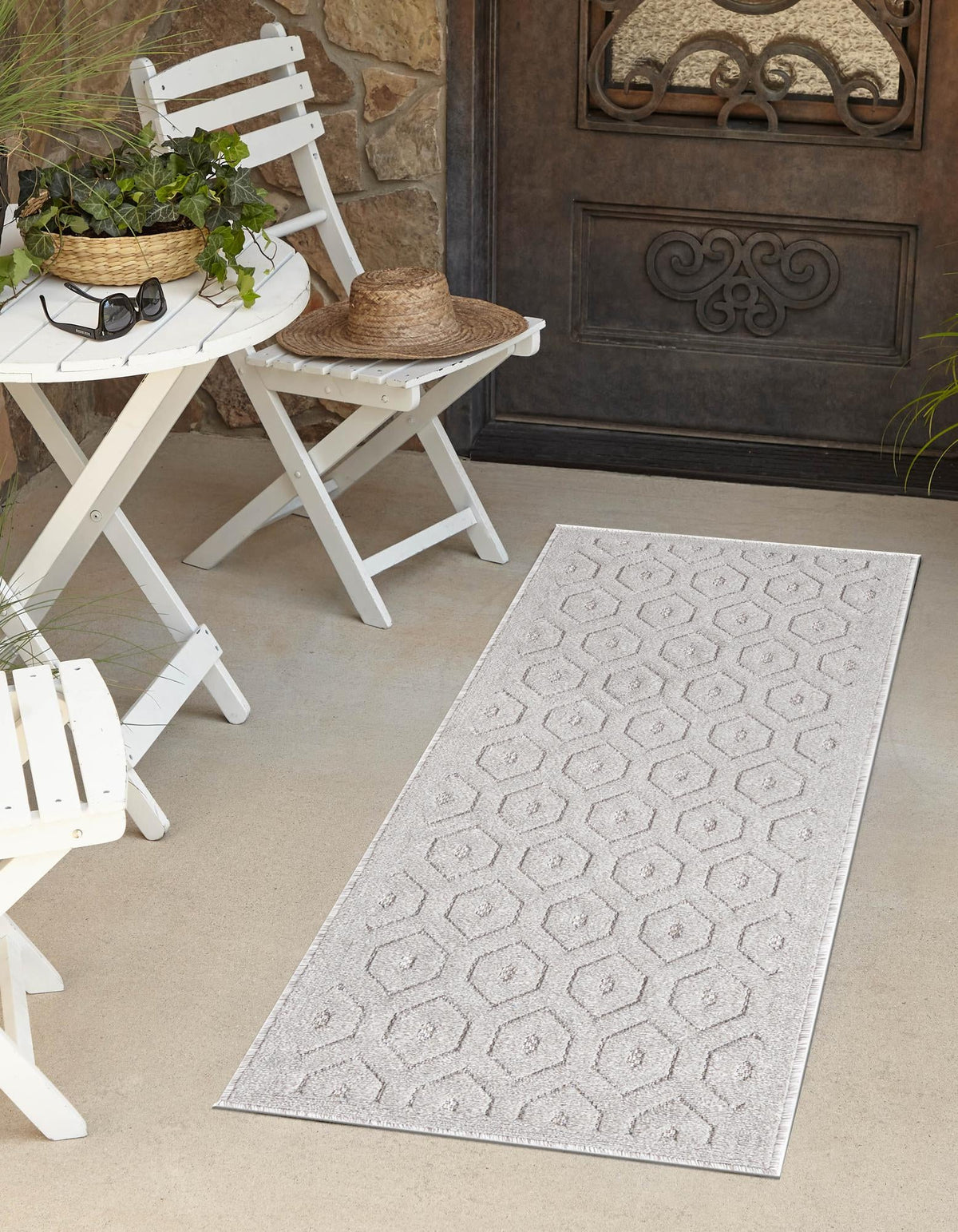 Garden Lattice Charm Collection Area Rug - Arbor (Gray) Runner Gray  lifestyle 38