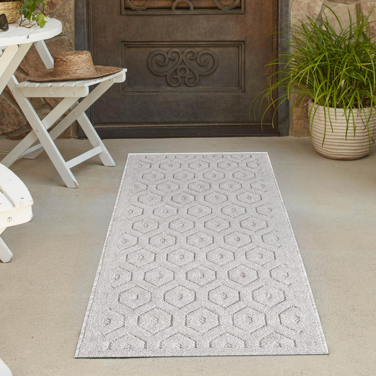 Garden Lattice Charm Collection Area Rug - Arbor (Grey) Runner Grey  lifestyle 52