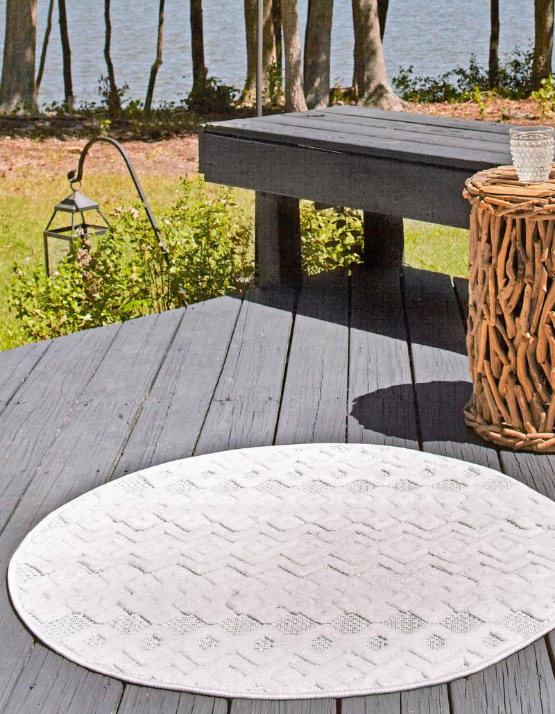 Garden Lattice Charm Collection Area Rug -  Pergola (Ivory) Round Ivory  lifestyle 21