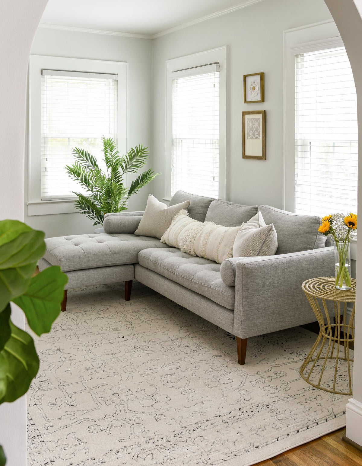 Savannah Soiree Collection Area Rug -  Everglade (White) Rectangle White  lifestyle 4