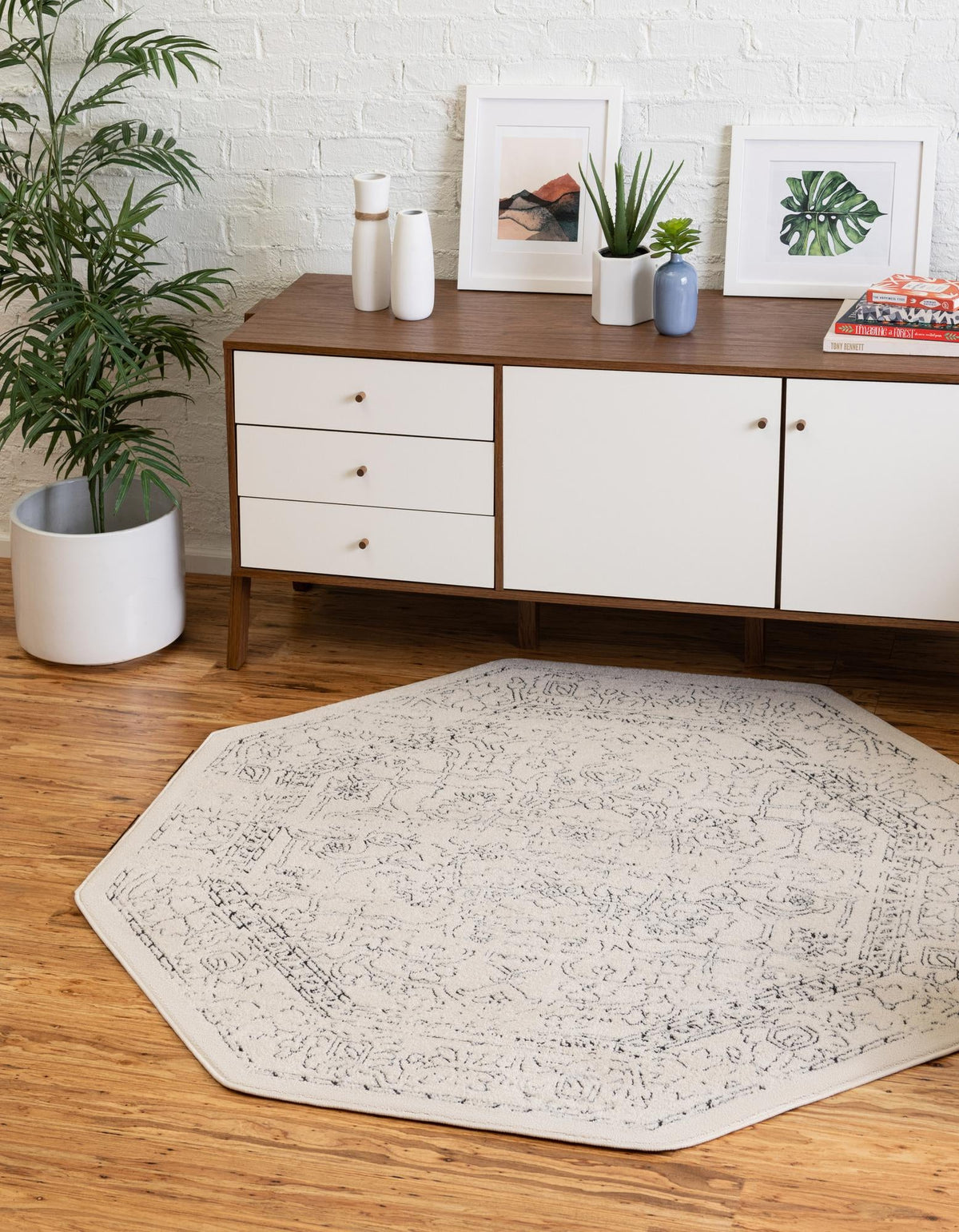 Savannah Soiree Collection Area Rug -  Everglade (White) Octagon White  lifestyle 24