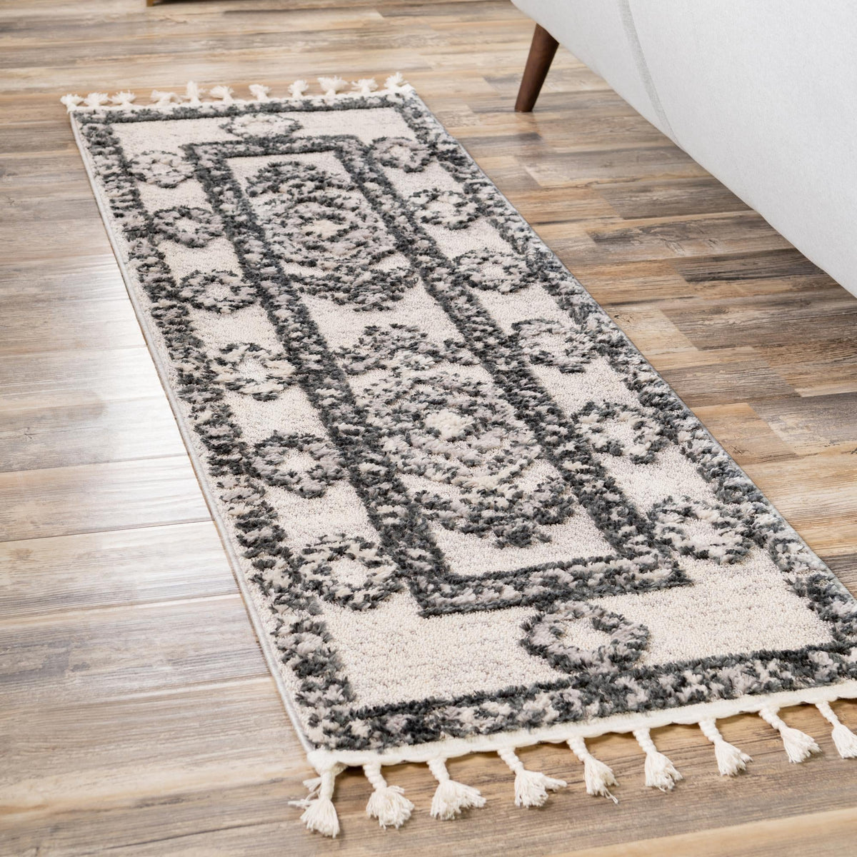 Navajo Sands Collection Area Rug -  MesaVerde Runner Sand  lifestyle 78