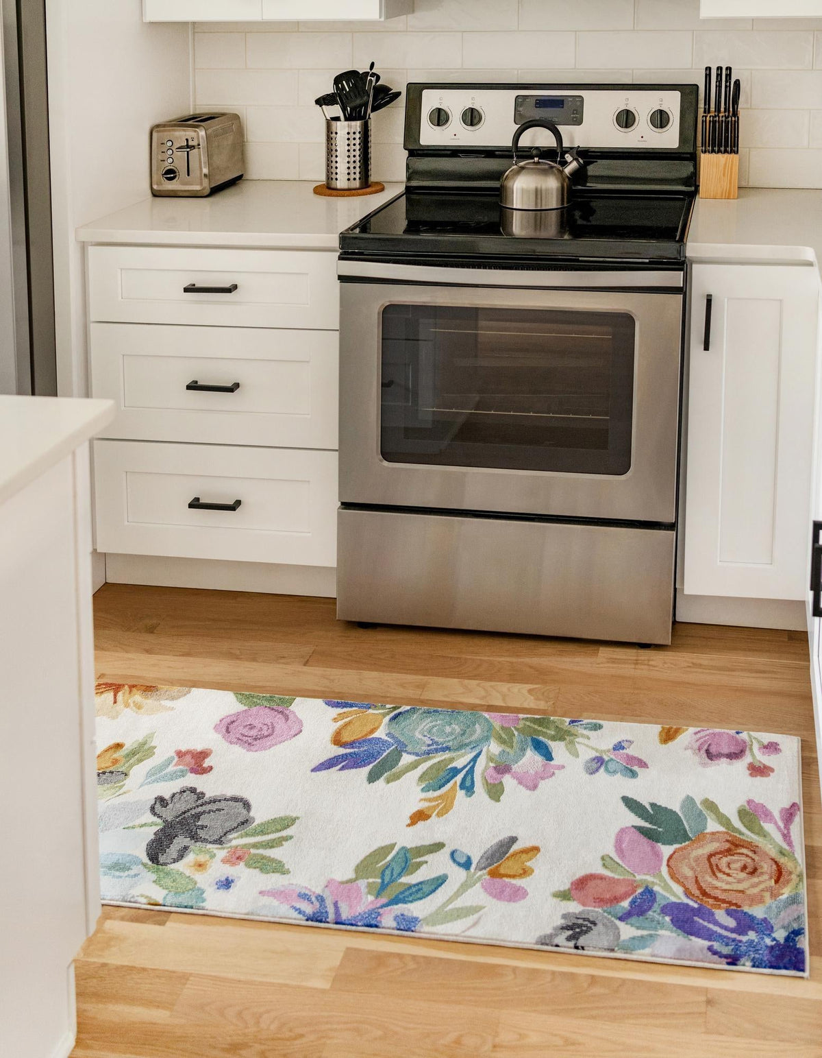 Meadow Breeze Collection Area Rug - Wildflower Runner Ivory  lifestyle 55