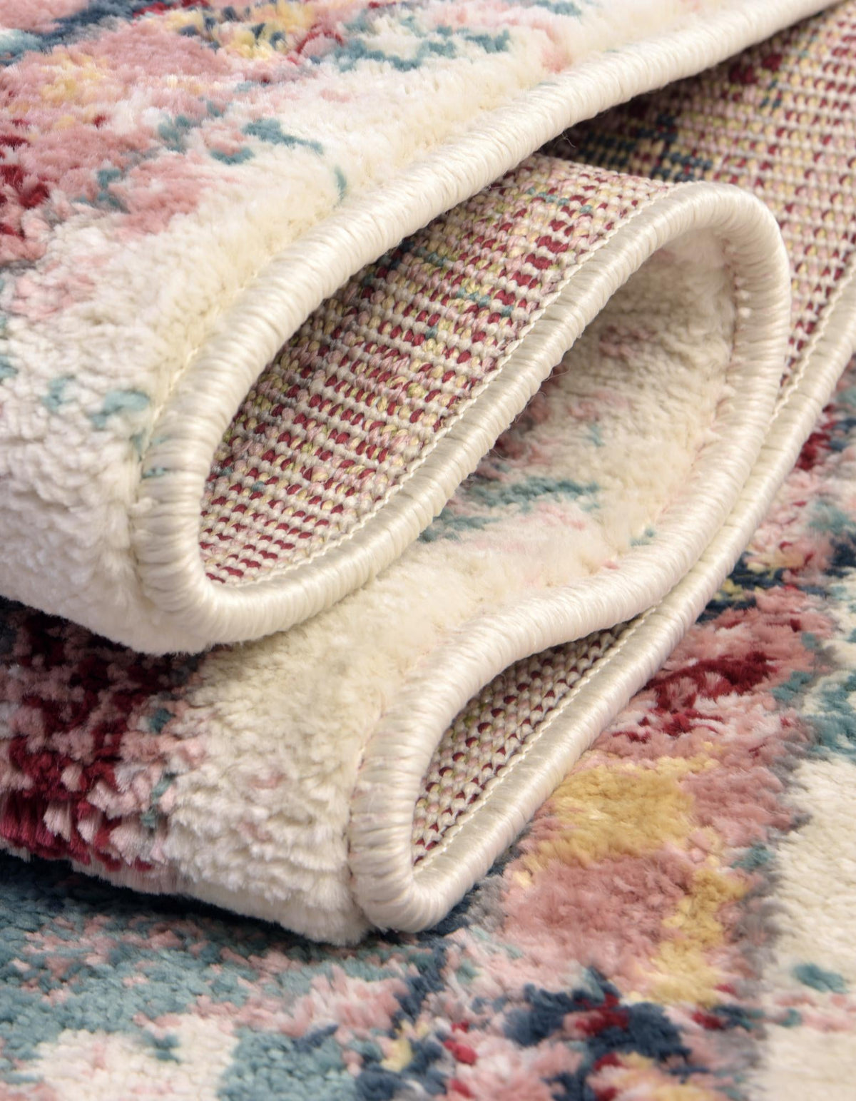 Savannah Elegance Collection Area Rug -  Azalea Oval Pink  lifestyle 212