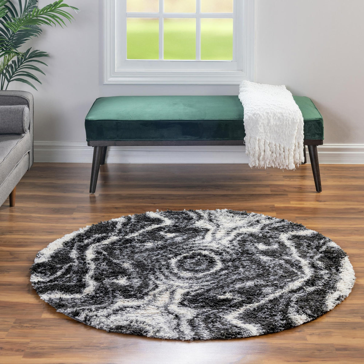 Cozy Cove Shag Collection Area Rug -  Seabreeze Round Black and White  lifestyle 91