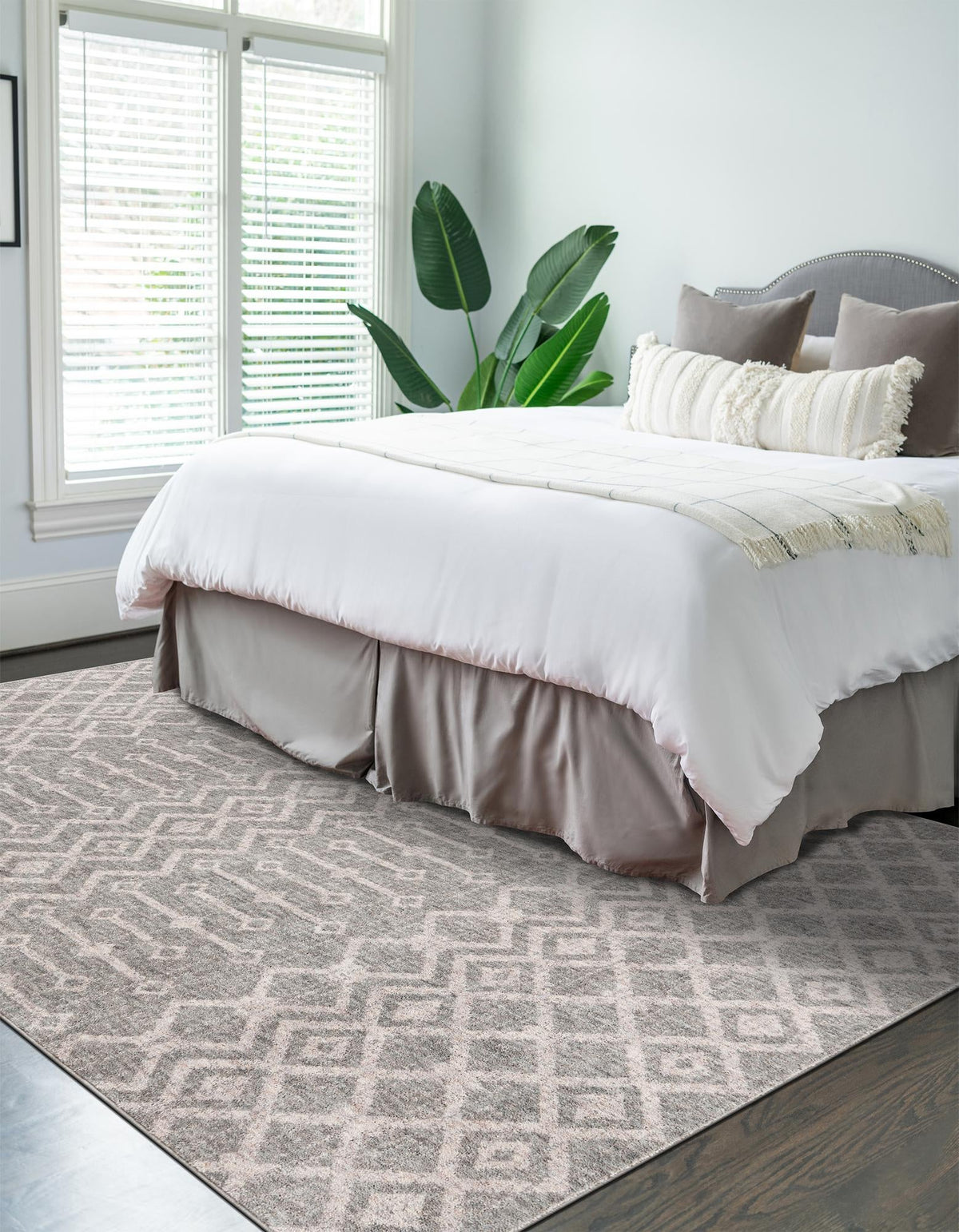 Geo Garden Lattice Collection Area Rug -  Andalusia Rectangle Gray  lifestyle 12