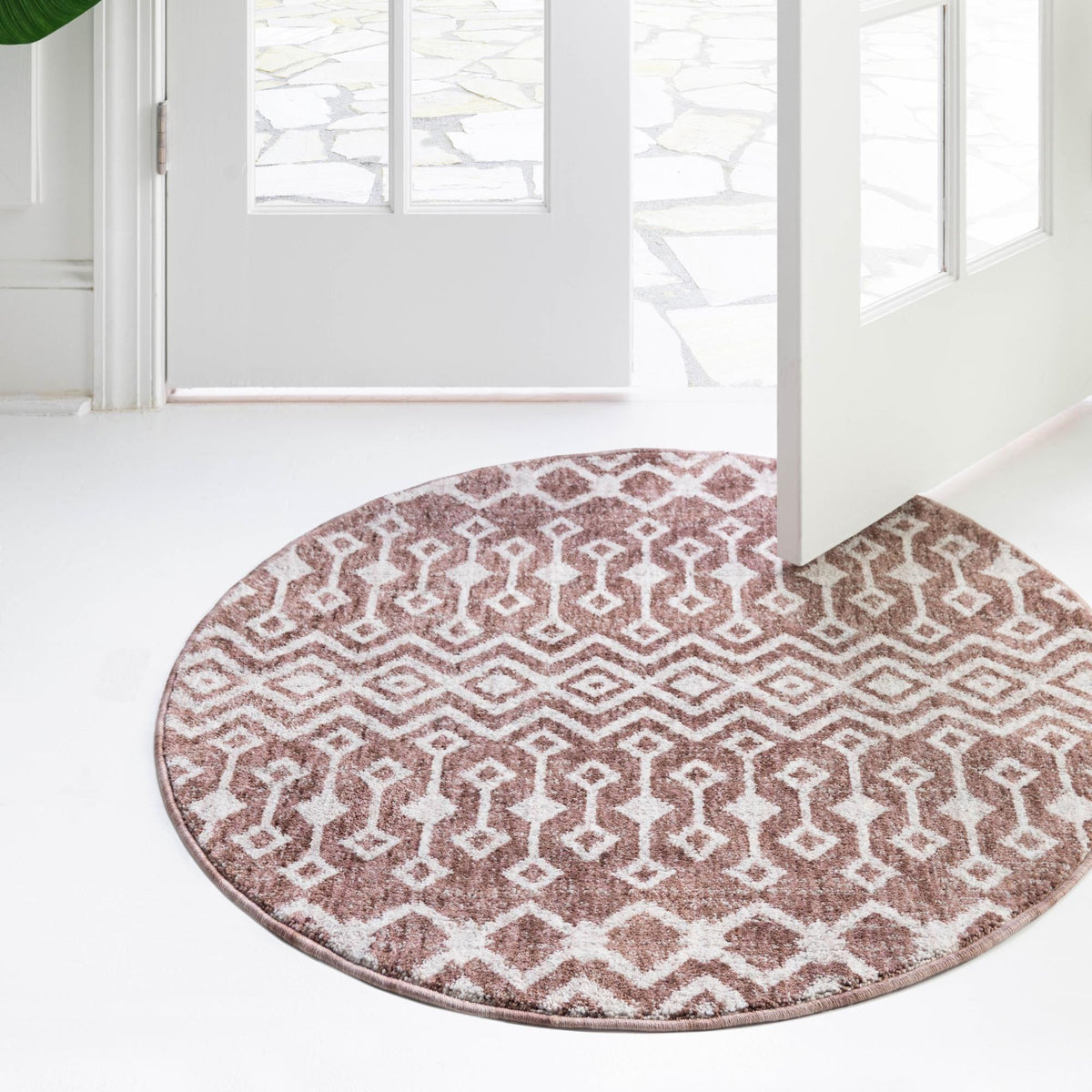Geo Garden Lattice Collection Area Rug -  Andalusia Round Dusty Rose  lifestyle 90
