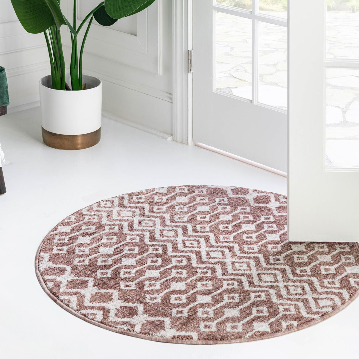Geo Garden Lattice Collection Area Rug -  Andalusia Round Dusty Rose  lifestyle 92