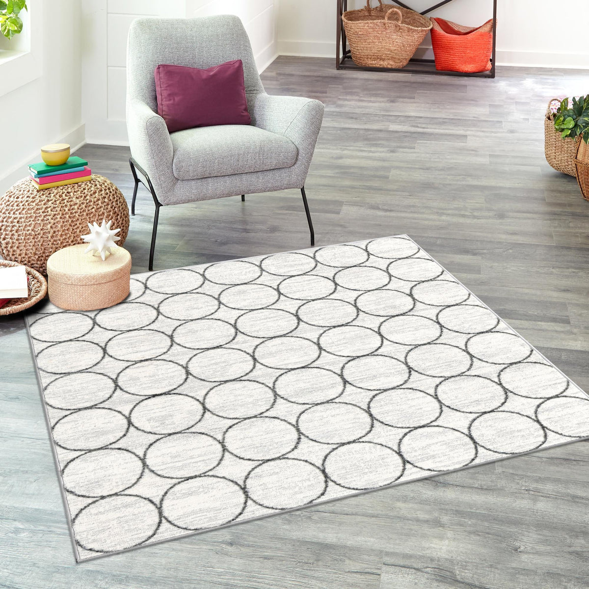 Garden Maze Retreat Collection Area Rug -  Ivyhaven Square White  lifestyle 135
